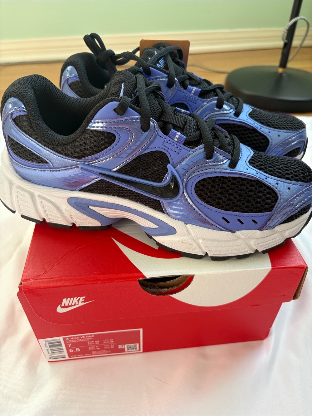 Nike Women’s V5 RNR Black and Purple Mesh Lace-Up Sneakers
